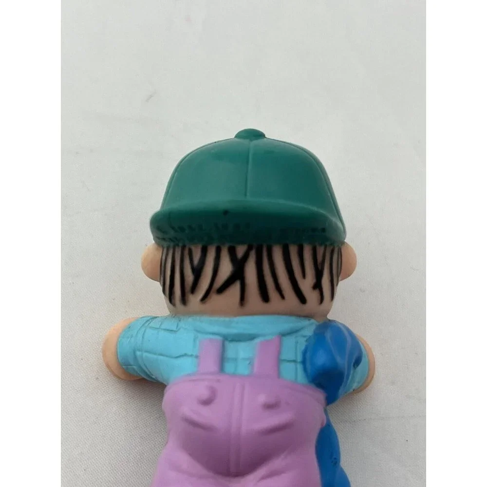 Vintage 1989 McDonalds Peanuts Snoopy Farm Linus Figure